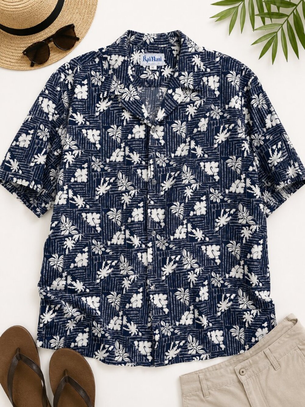 Rai Nani Men's XL Navy White Hawaiian Shirt Tropical Aloha Button Up